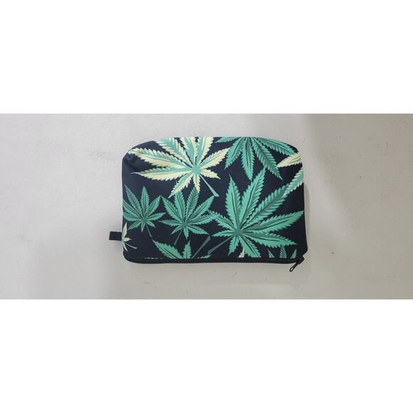 Marijuana Print Makeup Bag or Small Pouch Traveling Bag Stoner Stuff Bag NWOT - Picture 4 of 4
